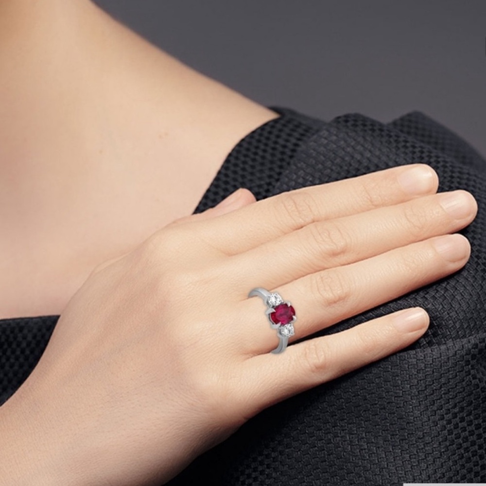 1 carat Red Moissanite Silver Ring Size 7